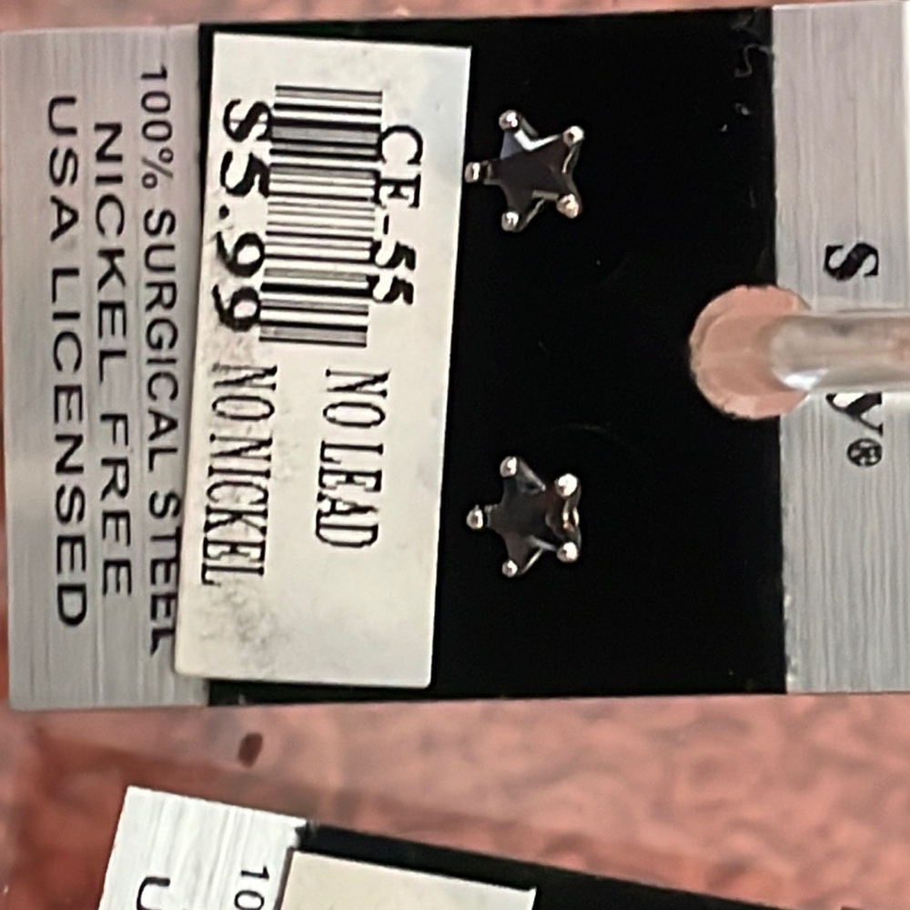 3 pairs of earrings